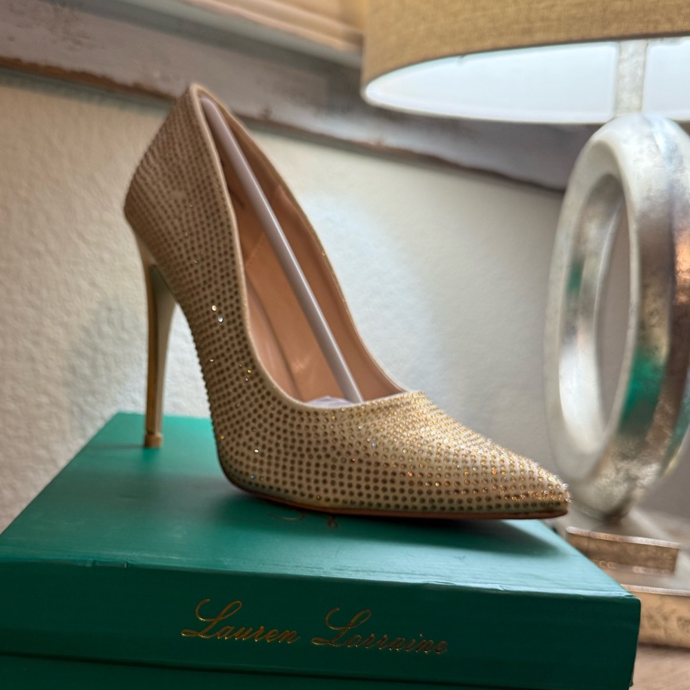 Lauren Lorraine Holiday Sparkling Bronze PointedPump